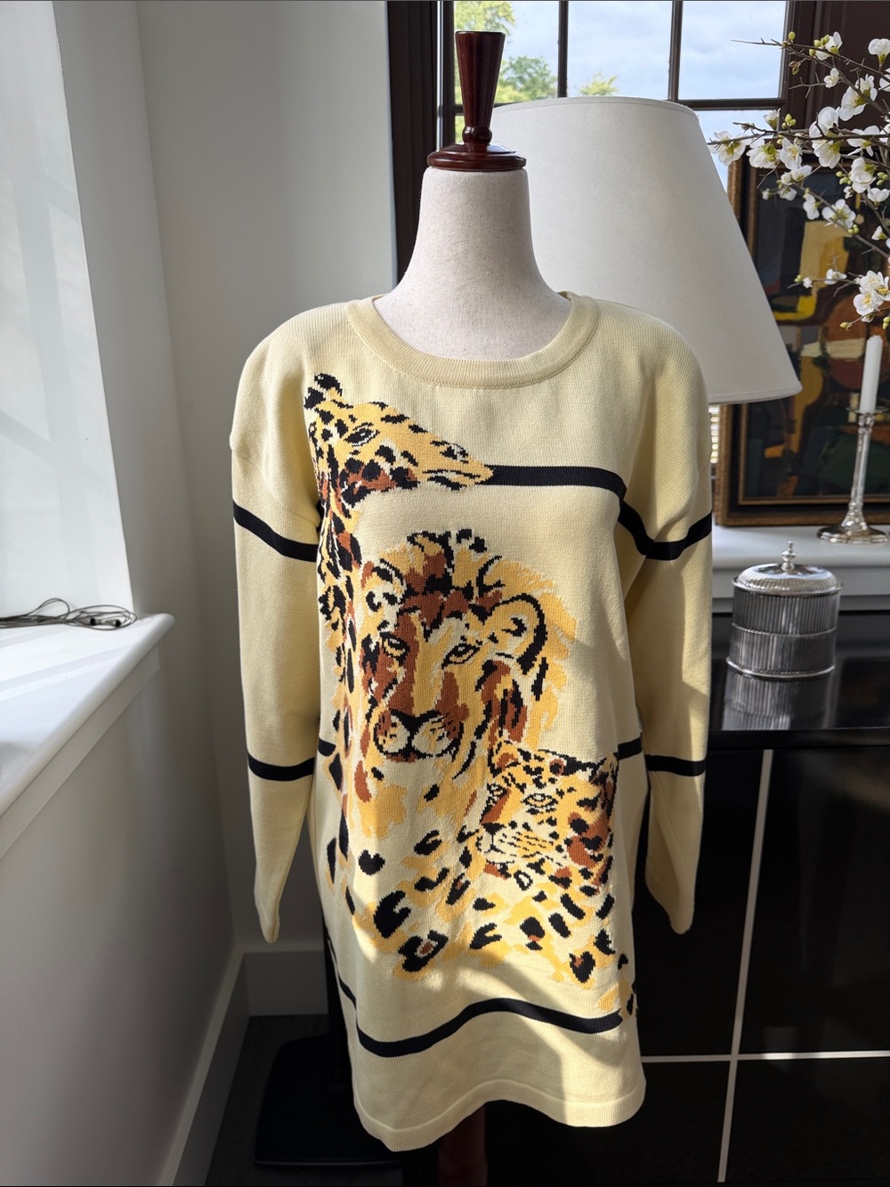 Vintage 90’s Escada Pale Yellow Intarsia Safari Knit Tunic Sweater M/L